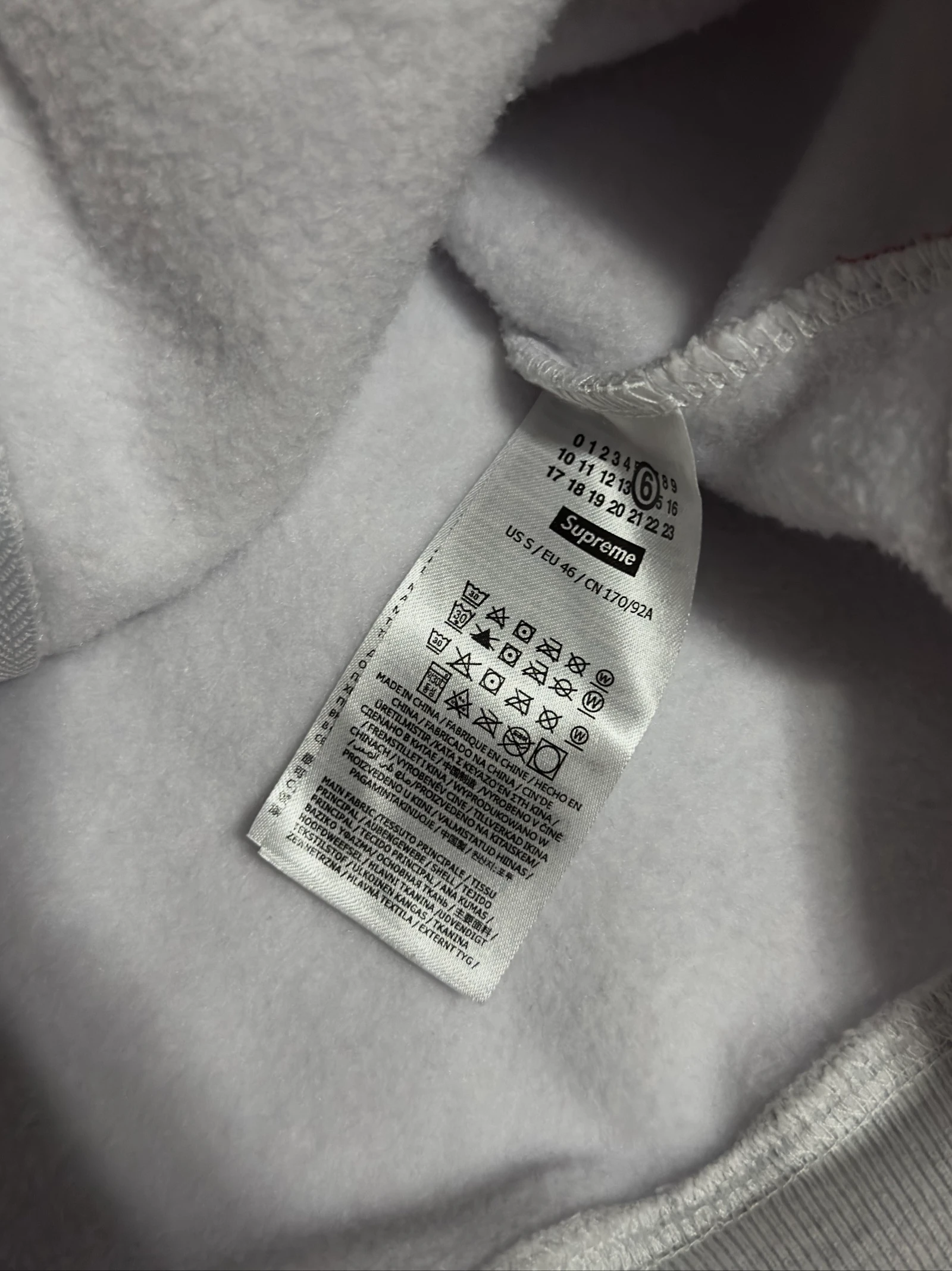 Supreme × MM6 Maison Margiela Sweat à capuche zippé (Gris) – photo 9